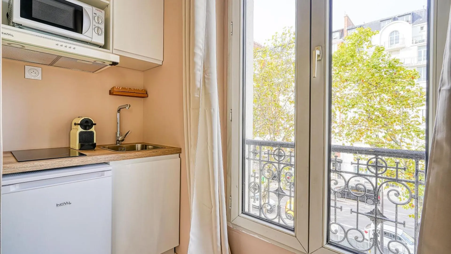 Appartement Colore Wagram Paris 0*,  France